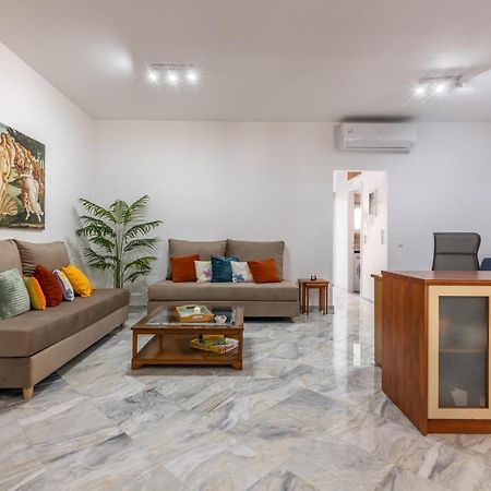 Garden Luxury Apartment Iraklion Buitenkant foto