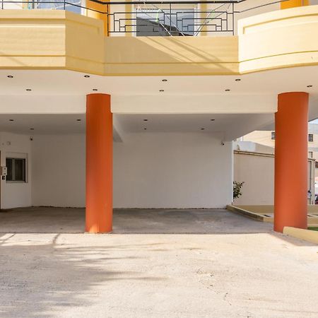 Garden Luxury Apartment Iraklion Buitenkant foto