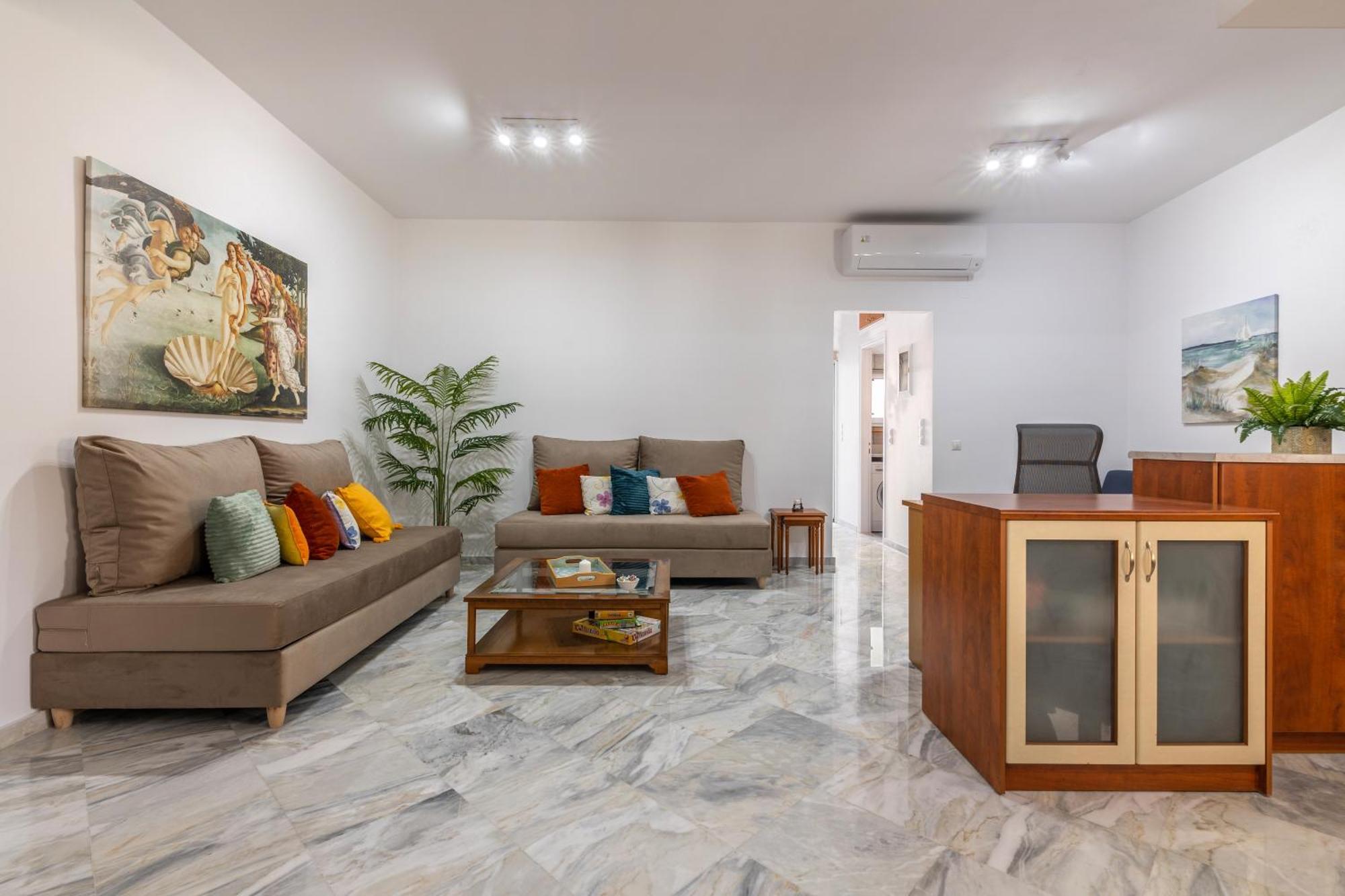 Garden Luxury Apartment Iraklion Buitenkant foto