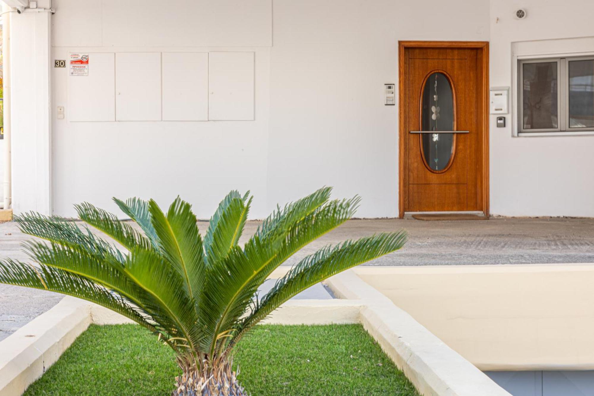 Garden Luxury Apartment Iraklion Buitenkant foto
