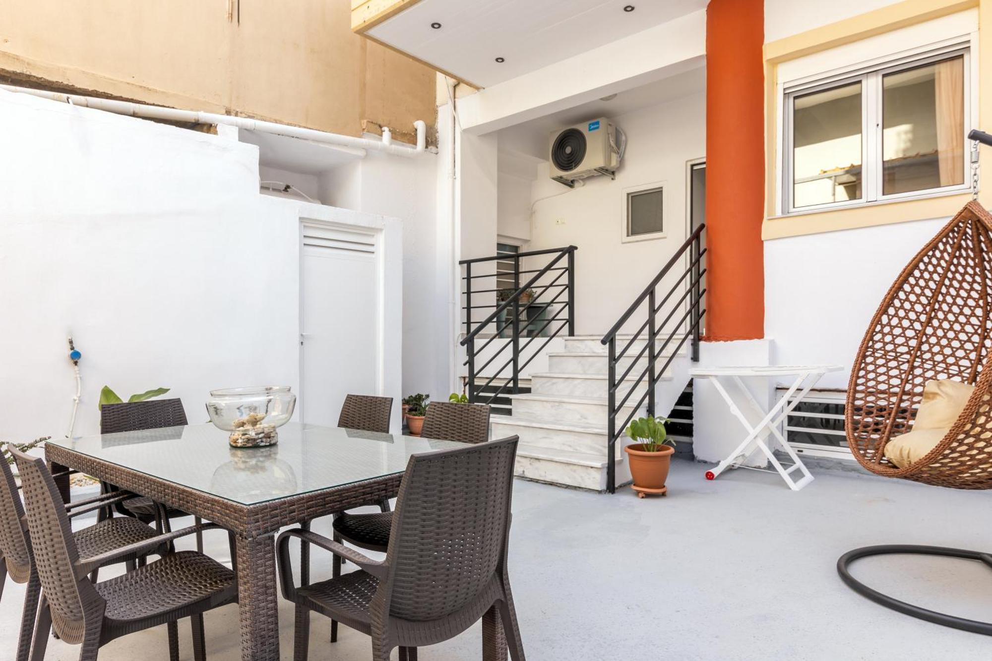 Garden Luxury Apartment Iraklion Buitenkant foto