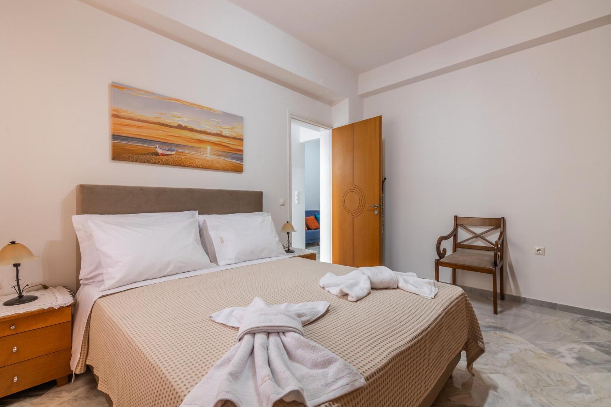 Garden Luxury Apartment Iraklion Buitenkant foto
