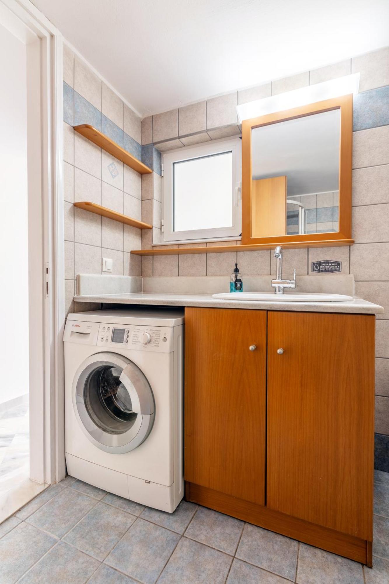 Garden Luxury Apartment Iraklion Buitenkant foto