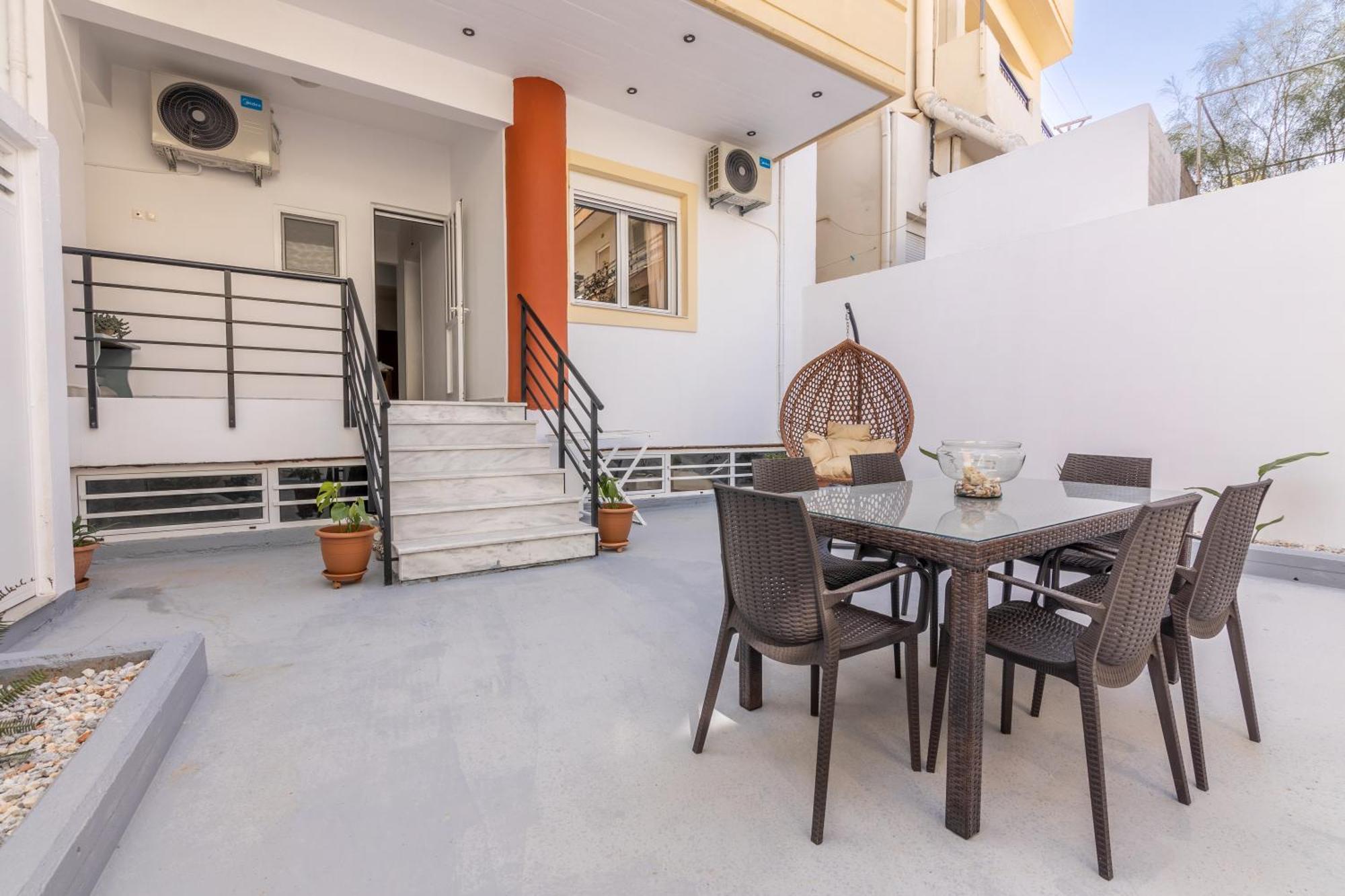 Garden Luxury Apartment Iraklion Buitenkant foto