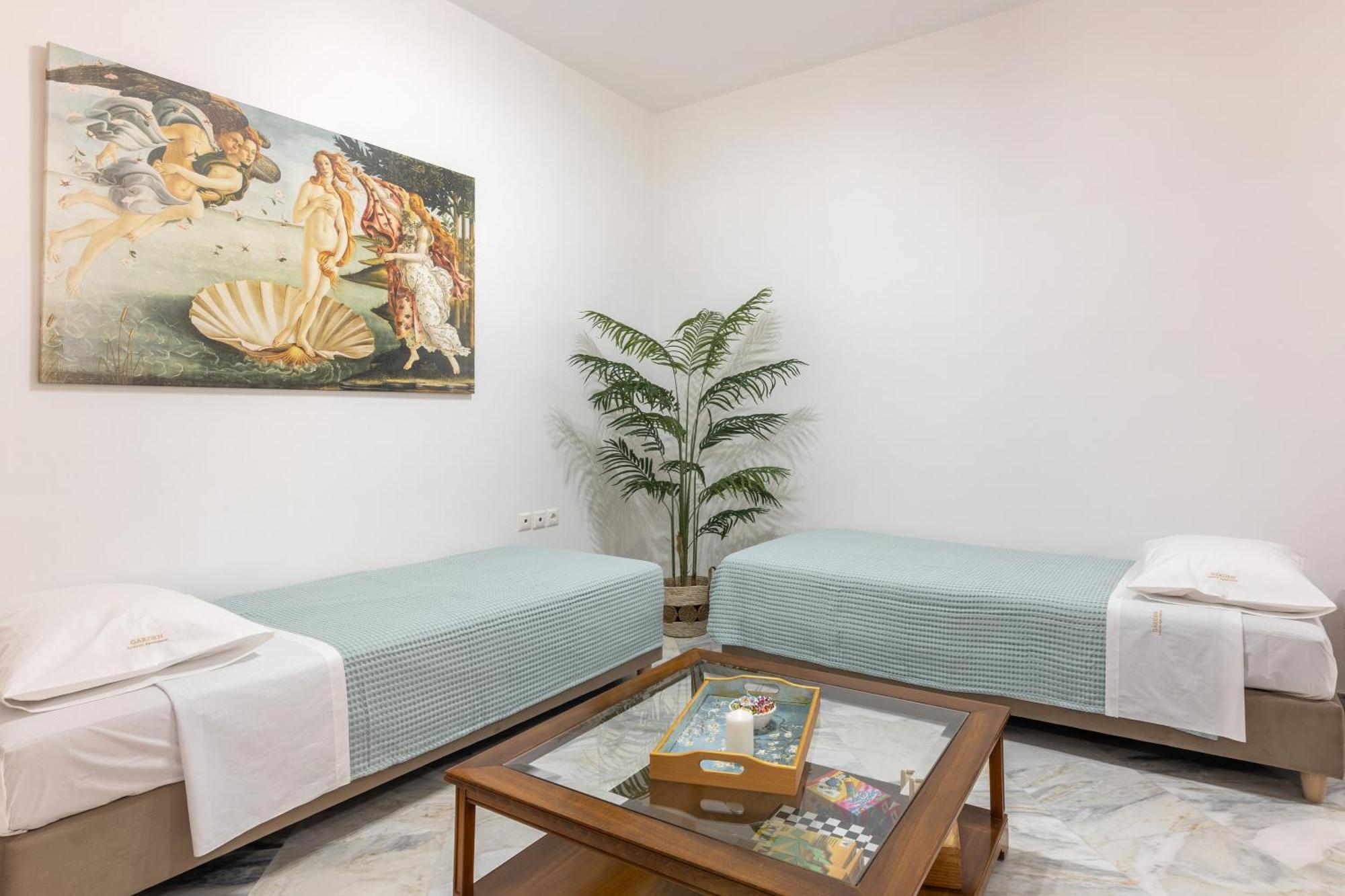 Garden Luxury Apartment Iraklion Buitenkant foto